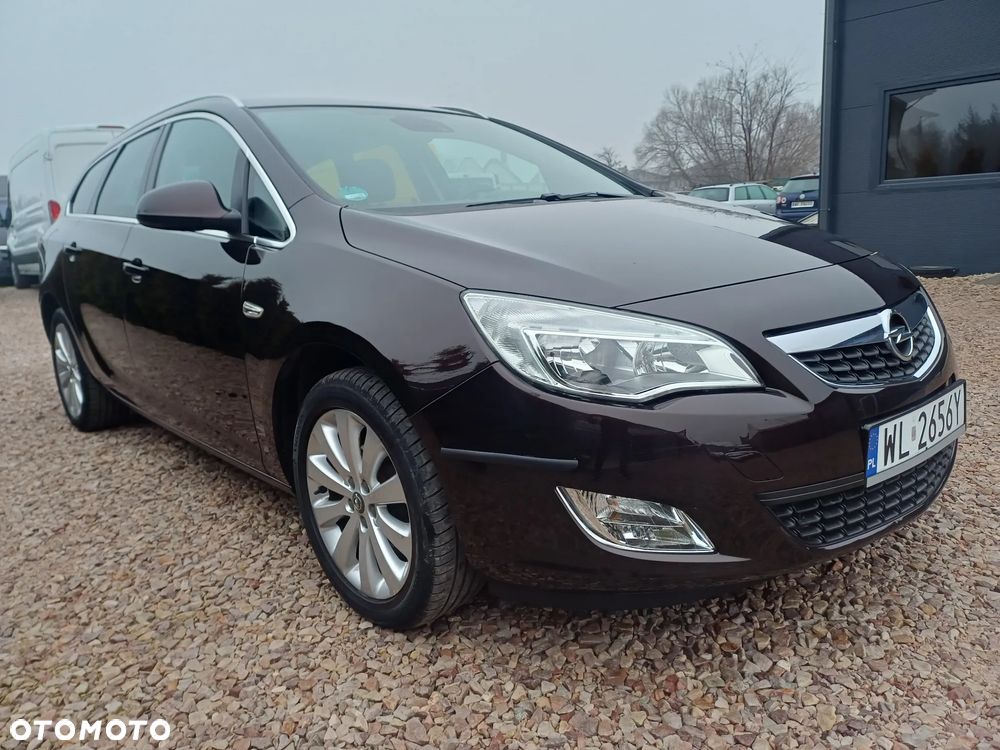 Opel Astra 1.4 Turbo Cosmo - 9