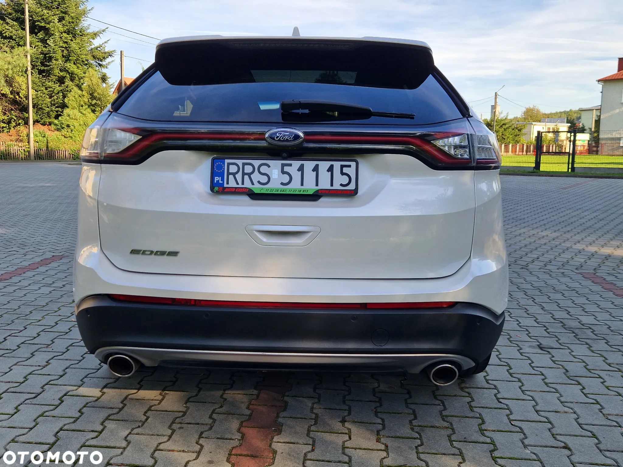 Ford Edge - 8