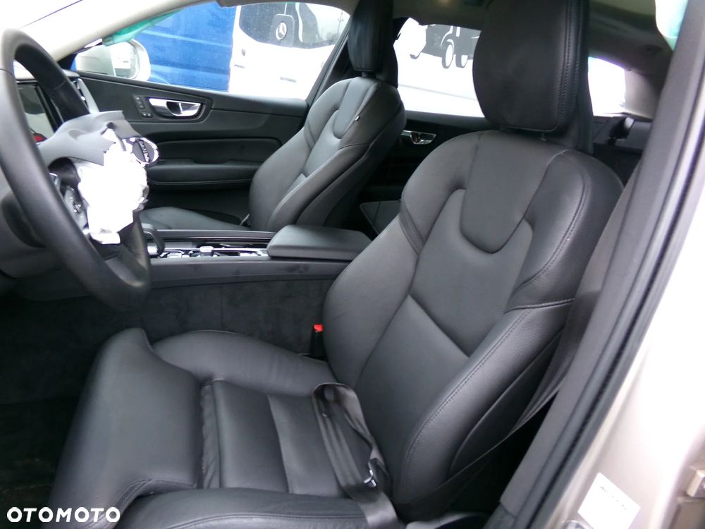 Volvo XC 60 B6 B AWD Ultimate Bright - 3