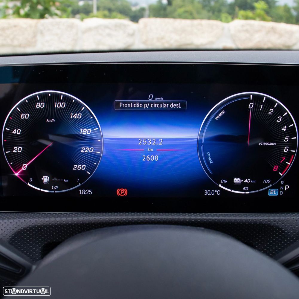 Mercedes-Benz A 250 e - 15