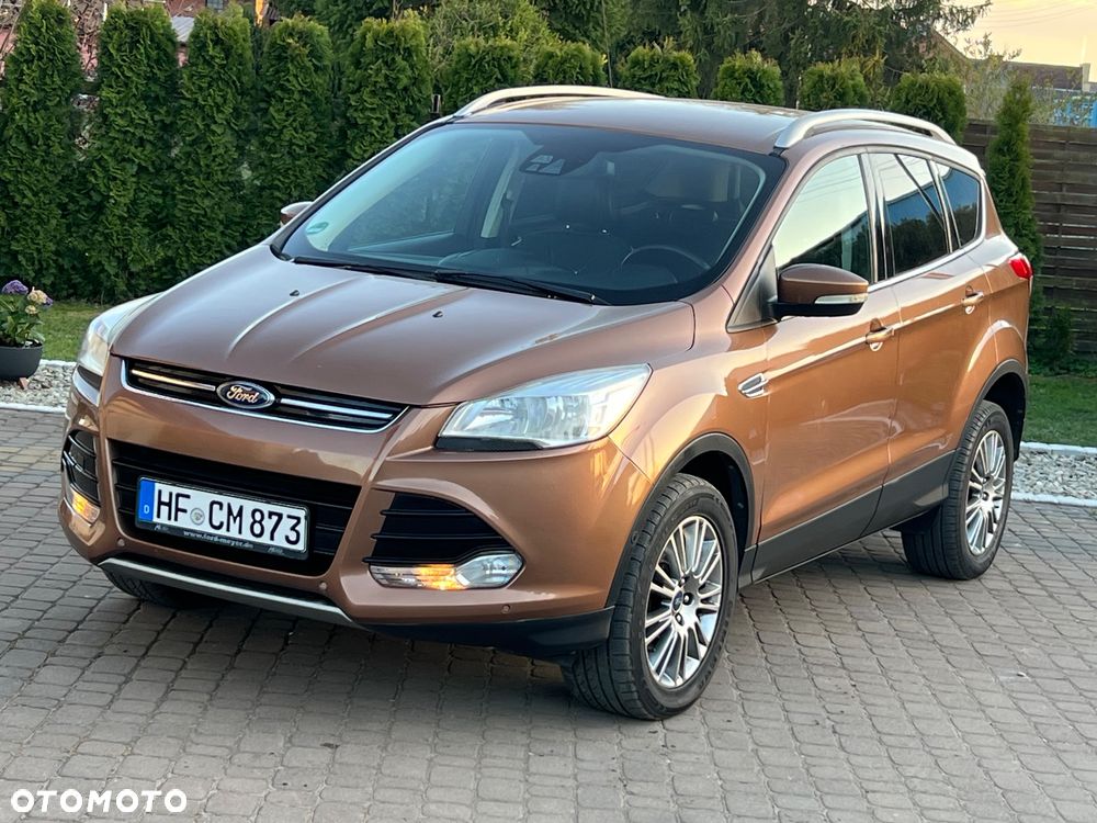 Ford Kuga 2.0 TDCi 2x4 Titanium - 4