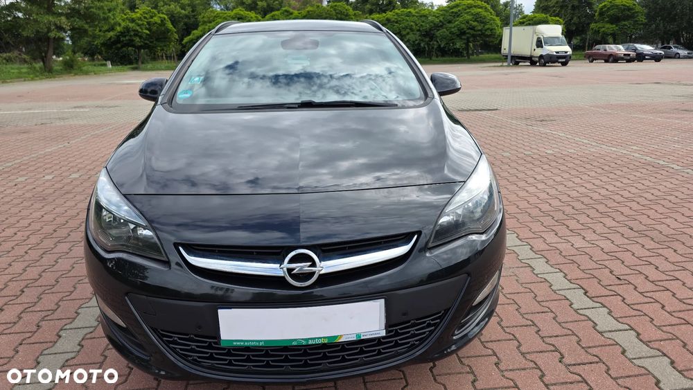 Opel Astra 1.6 CDTI Cosmo - 11