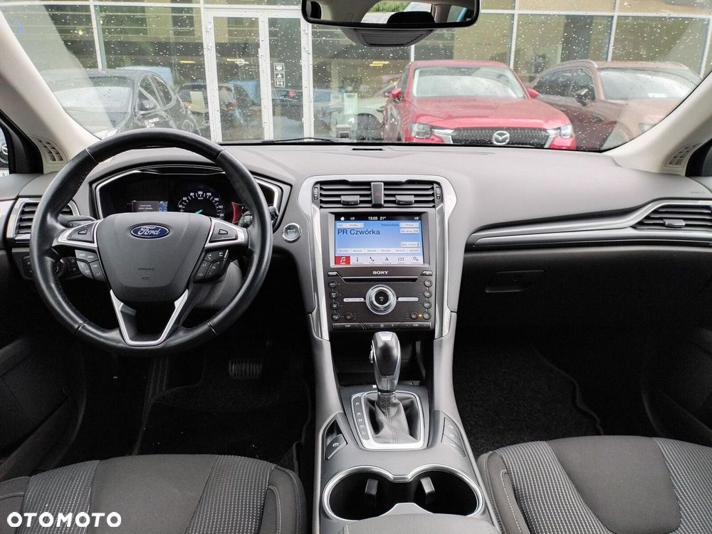 Ford Mondeo 2.0 Hybrid Titanium - 11