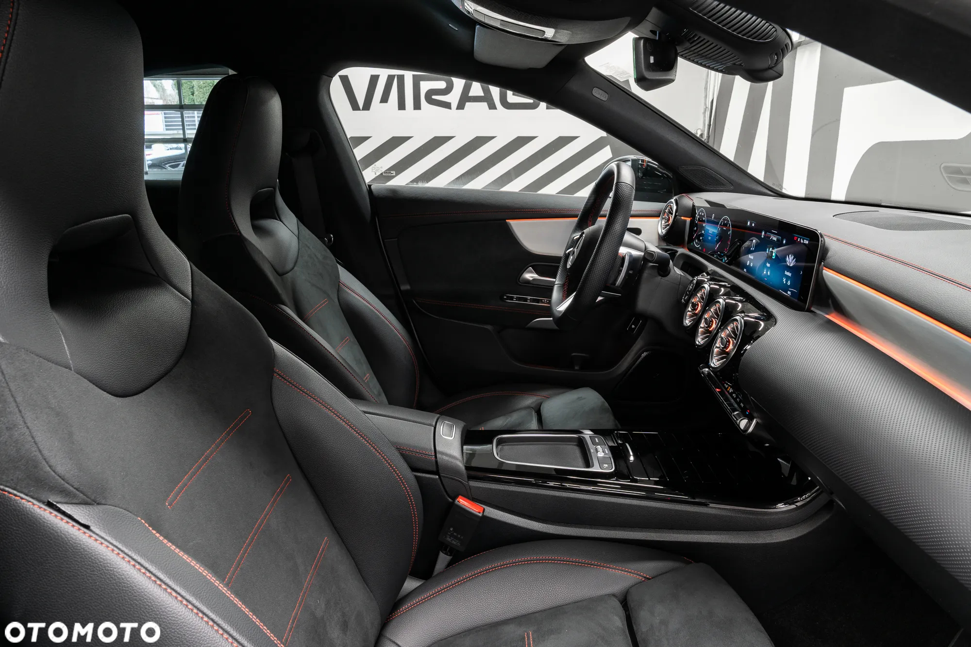 Mercedes-Benz CLA 220 mHEV 4-Matic AMG Line 8G-DCT - 29