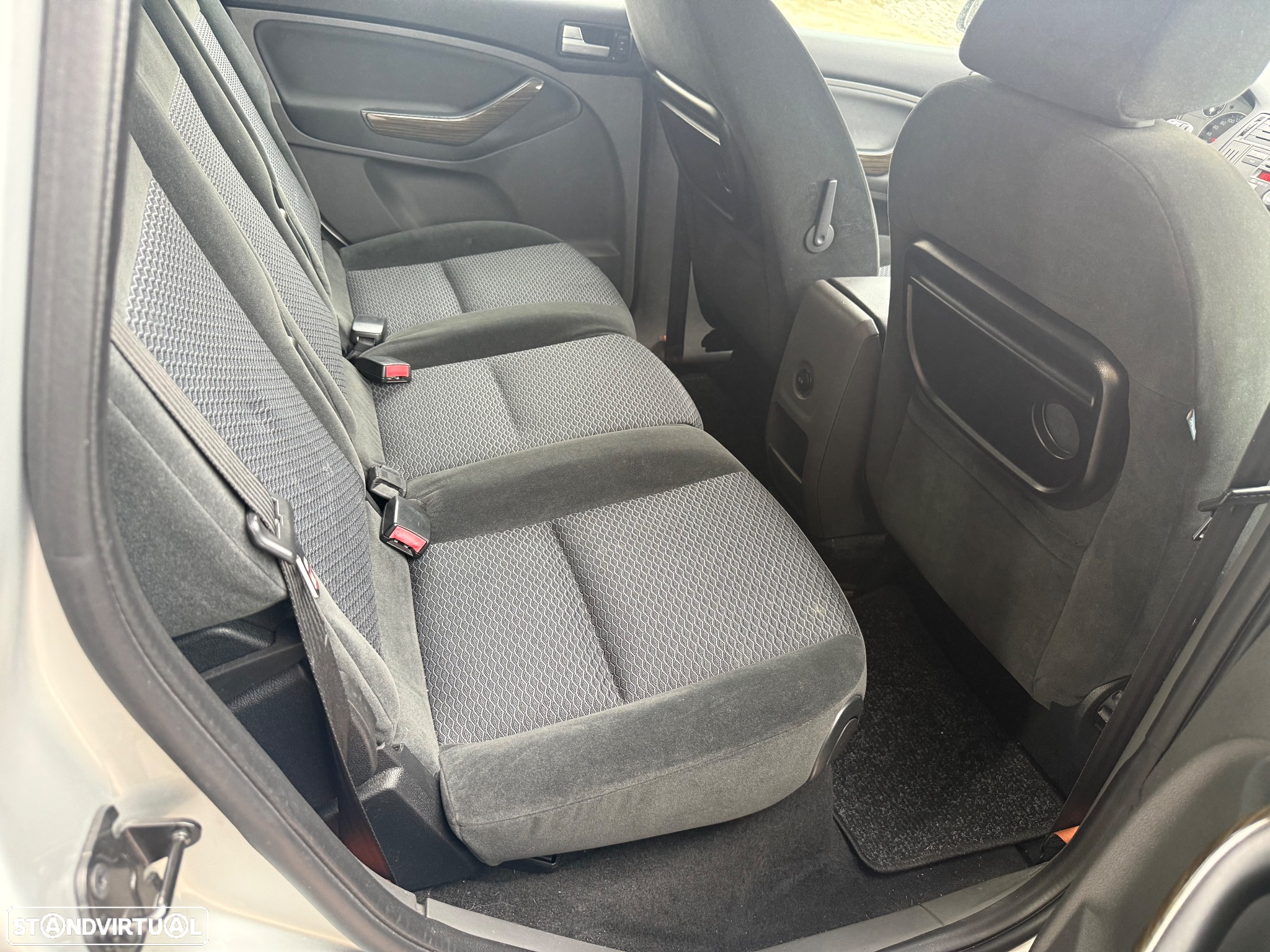 Ford C-Max 1.6 TDCi DPF Ghia - 7
