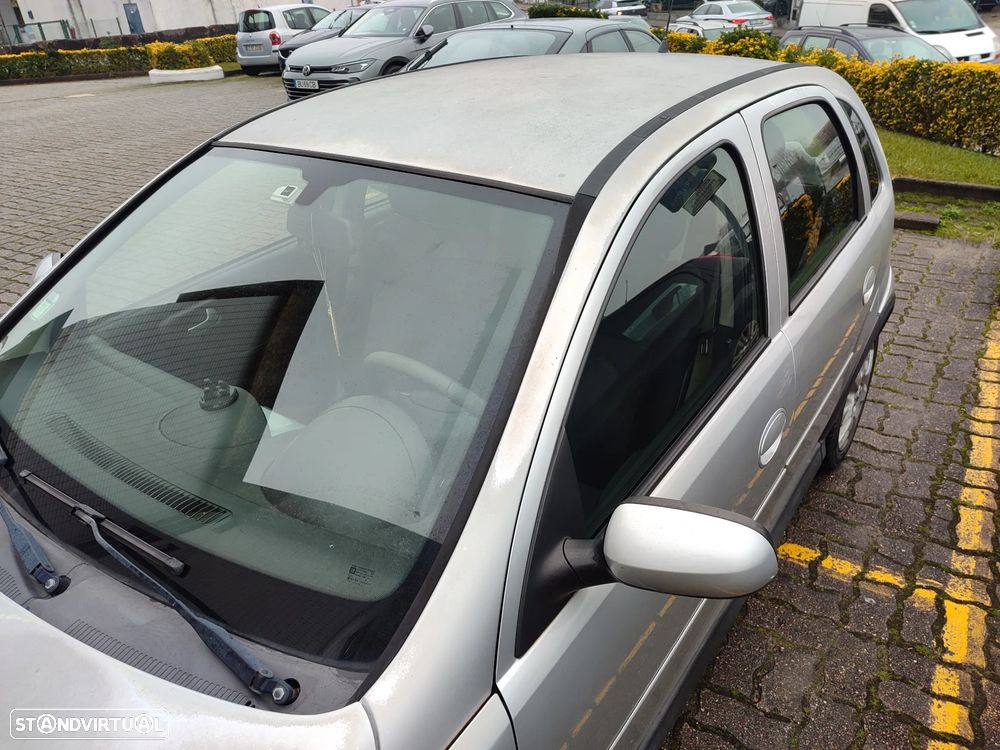 Opel Corsa 1.2 Enjoy - 2