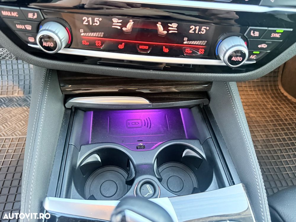BMW Seria 5 520d AT - 14