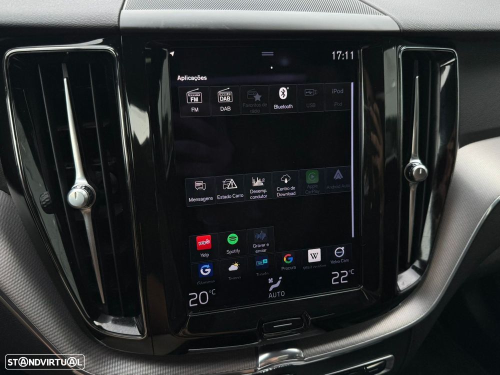 Volvo XC 60 2.0 T6 PHEV R-Design AWD - 40