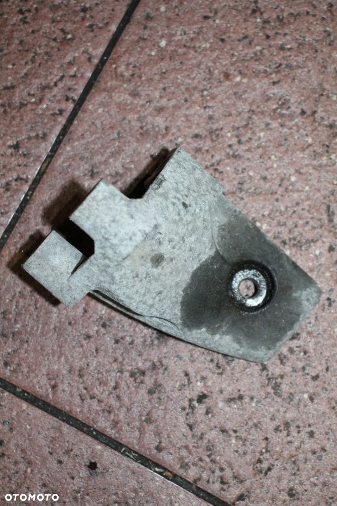 VOLVO XC90 4.4 V8 ŁAPA UCHWYT PODUSZKA MOCOWANIE - 2