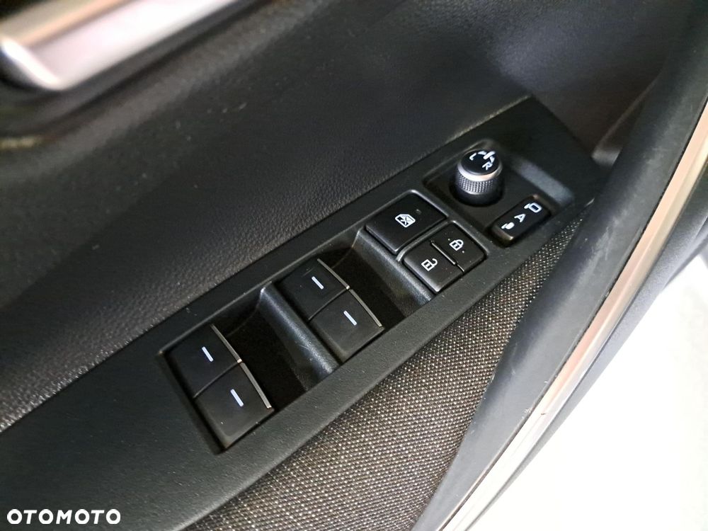 Toyota Corolla 1.8 Hybrid Comfort - 24