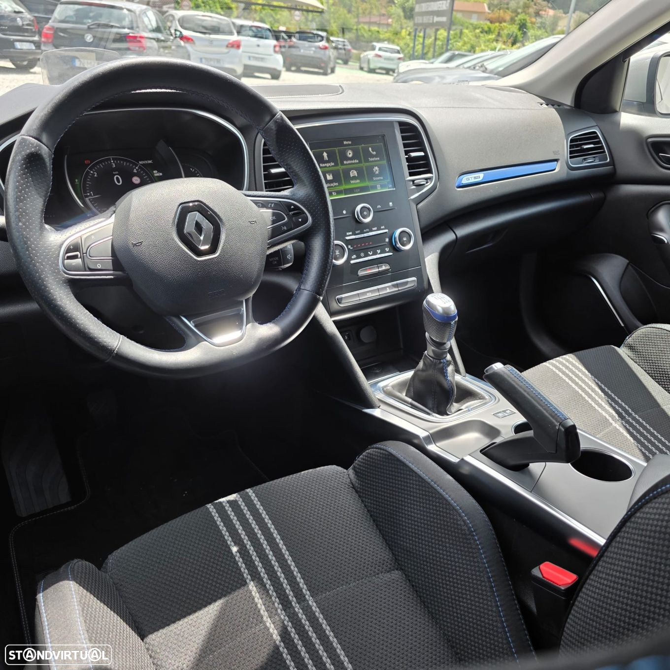 Renault Mégane Sport Tourer 1.6 dCi GT Line - 37