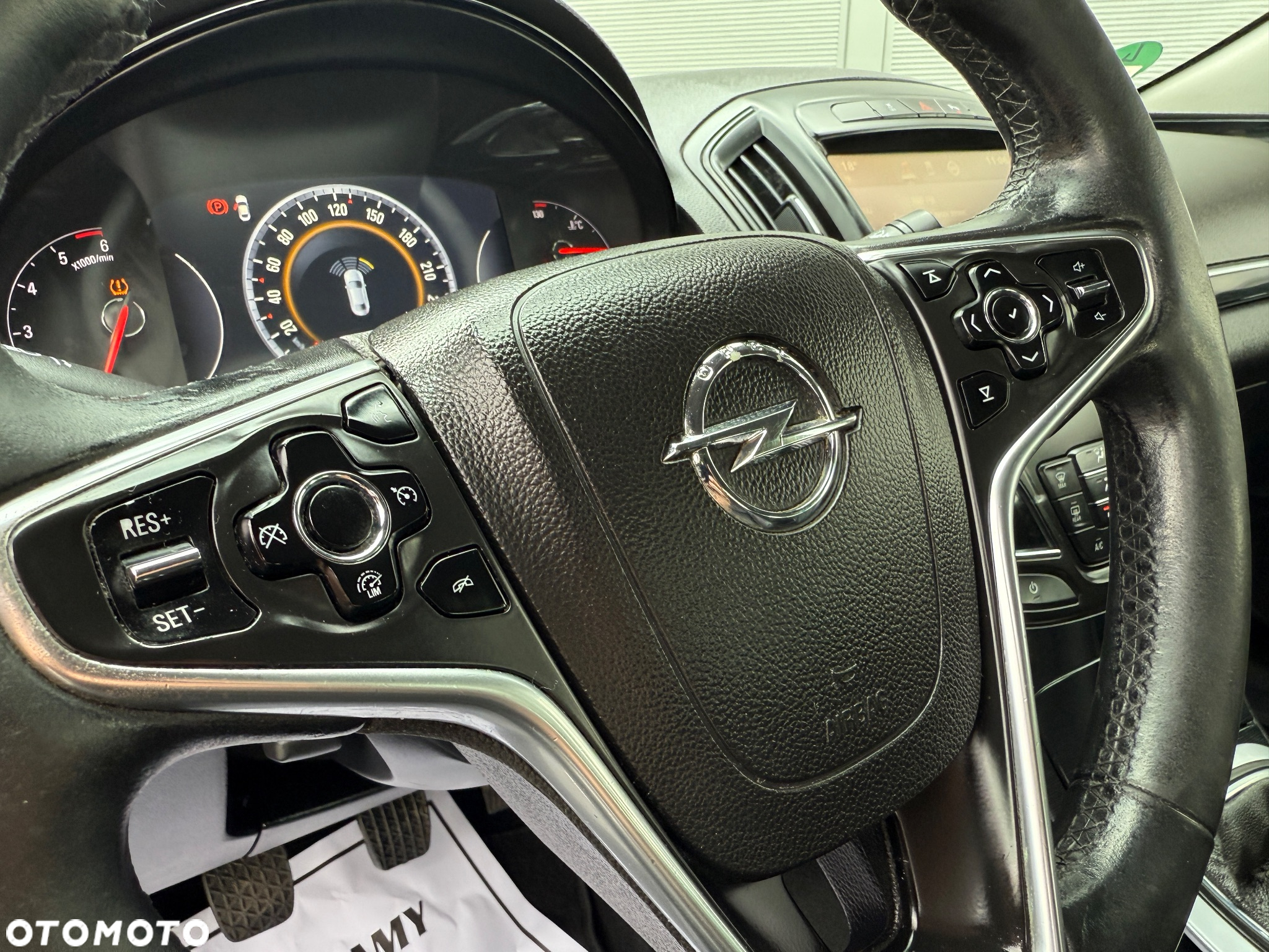 Opel Insignia 2.0 CDTI Executive ecoFLEX S&S - 13