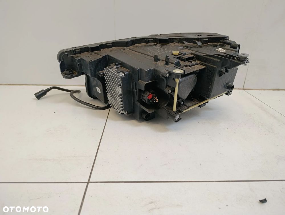 Lampa reflektor prawy przód full led USA Audi Q4 e-tron etron - 5
