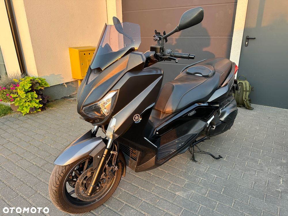 Yamaha X-max - 1