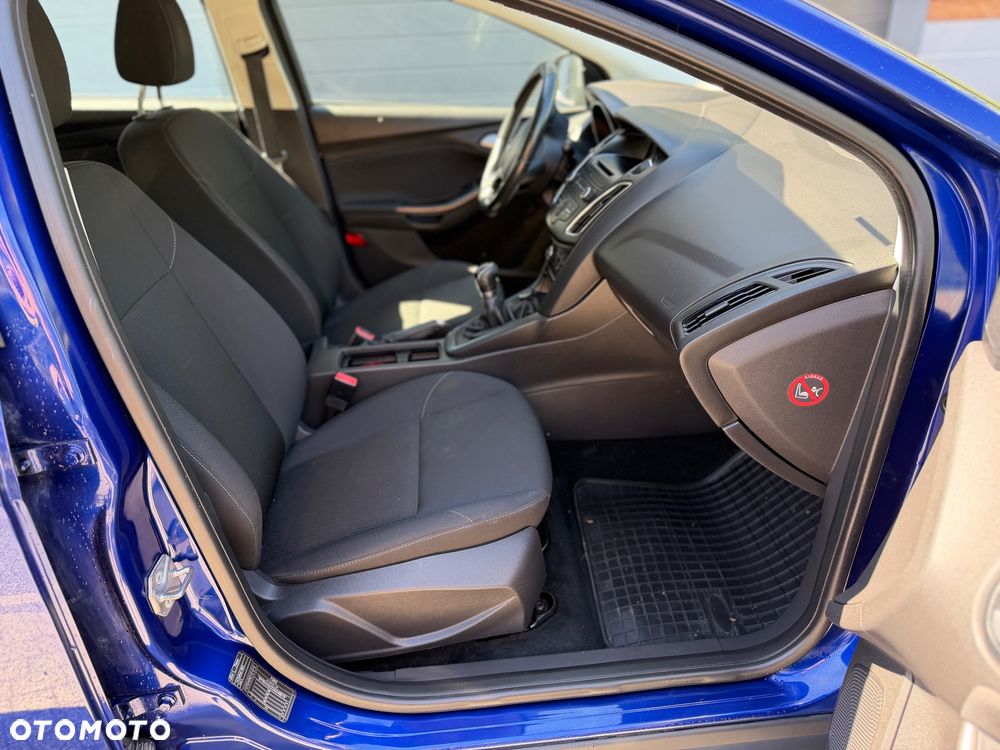 Ford Focus - 11
