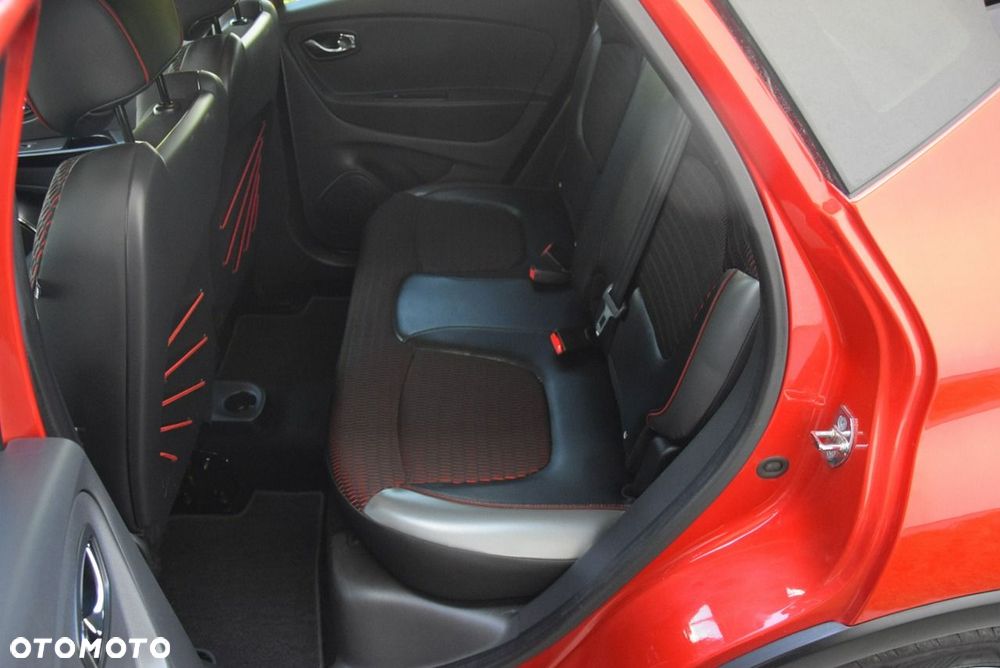 Renault Captur TCe 120 EDC Helly Hansen - 33