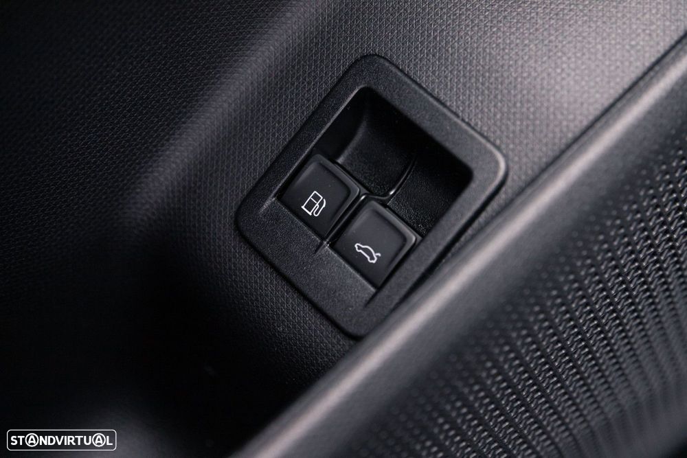 Cupra Terramar 1.5 e-Hybrid Tribe Edition DSG - 53