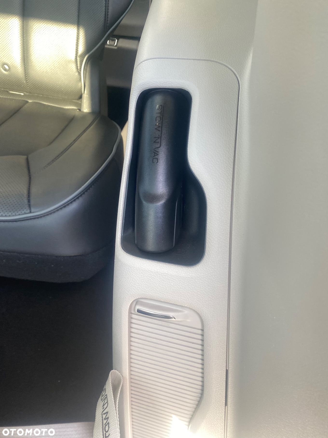 Chrysler Pacifica - 9