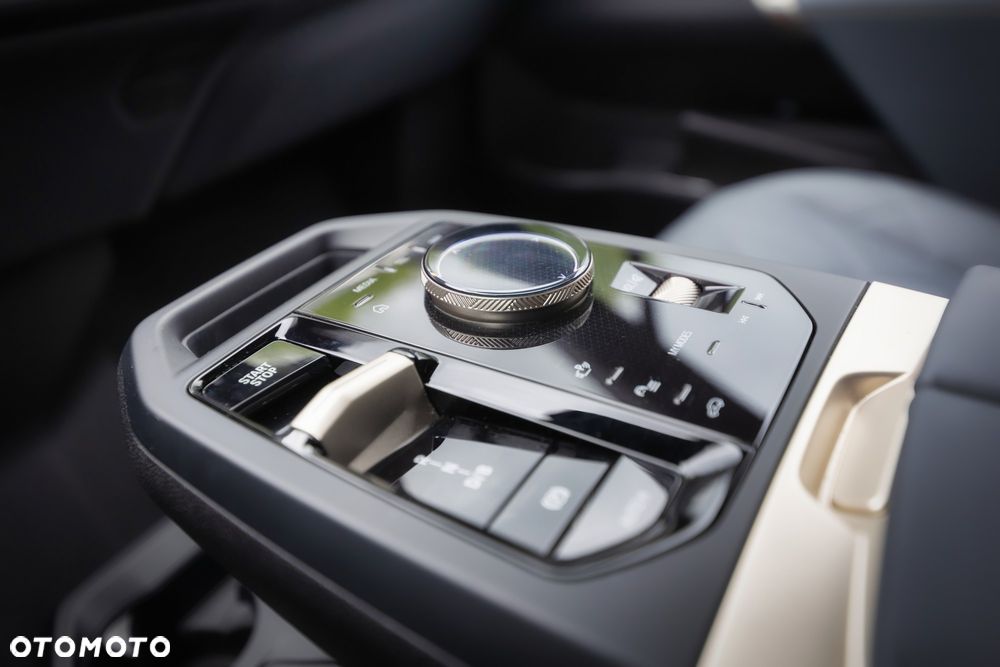 BMW iX M60 111.5kWh - 12