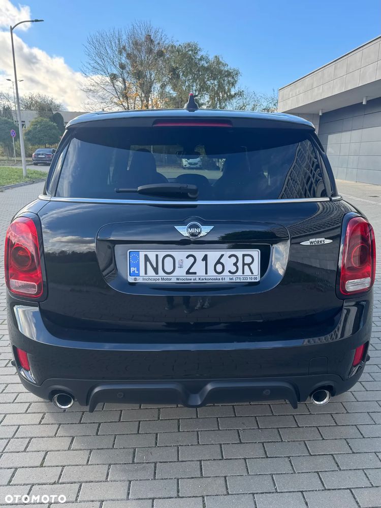 MINI John Cooper Works - 4