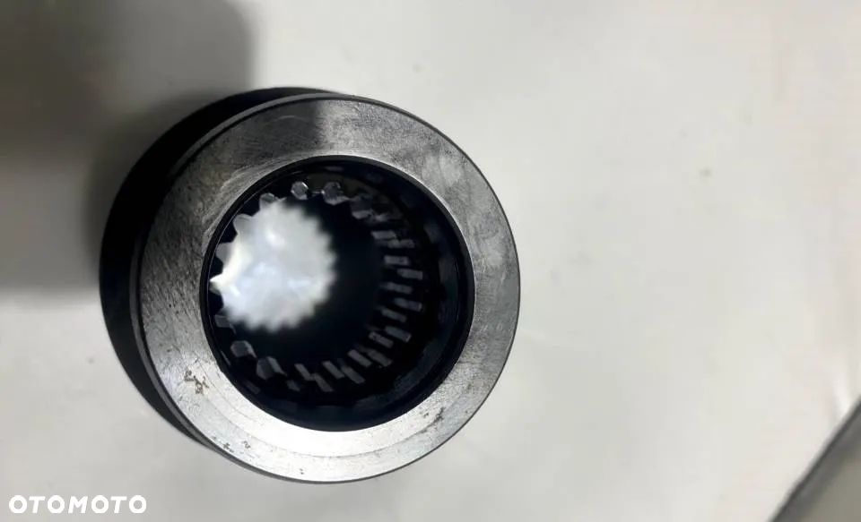 ŁĄCZNIK MUFA JOHN DEERE 6145R L156899 - 3