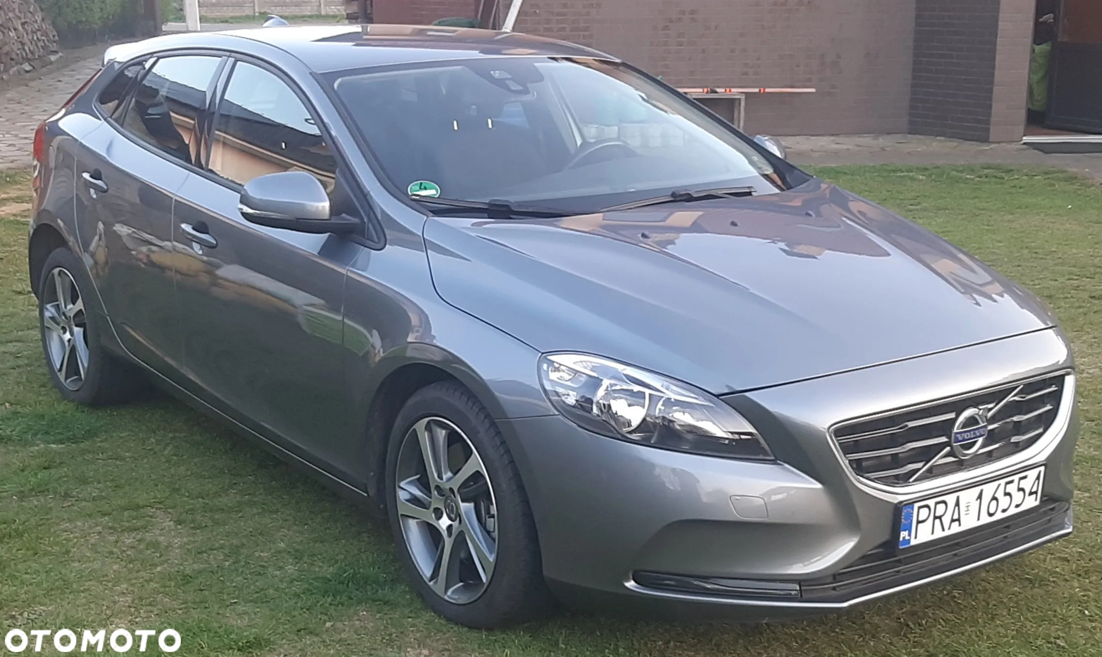 Volvo V40 D3 Drive-E Momentum - 10