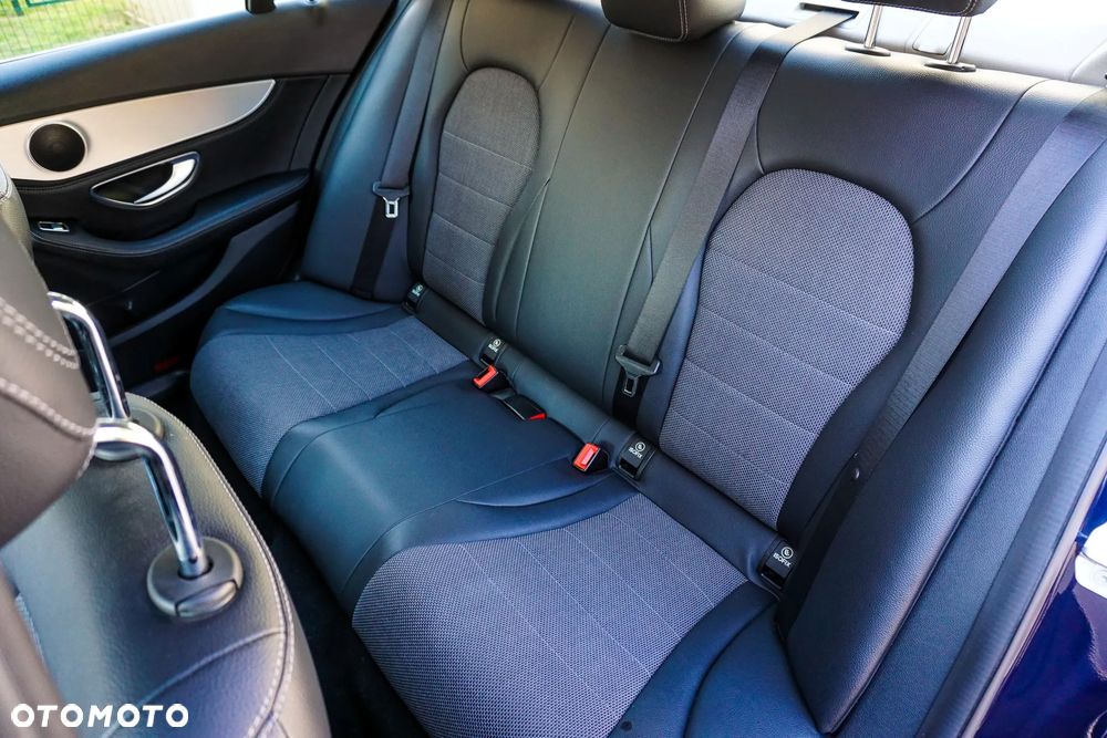 Mercedes-Benz Klasa C 200 7G-TRONIC Avantgarde - 23