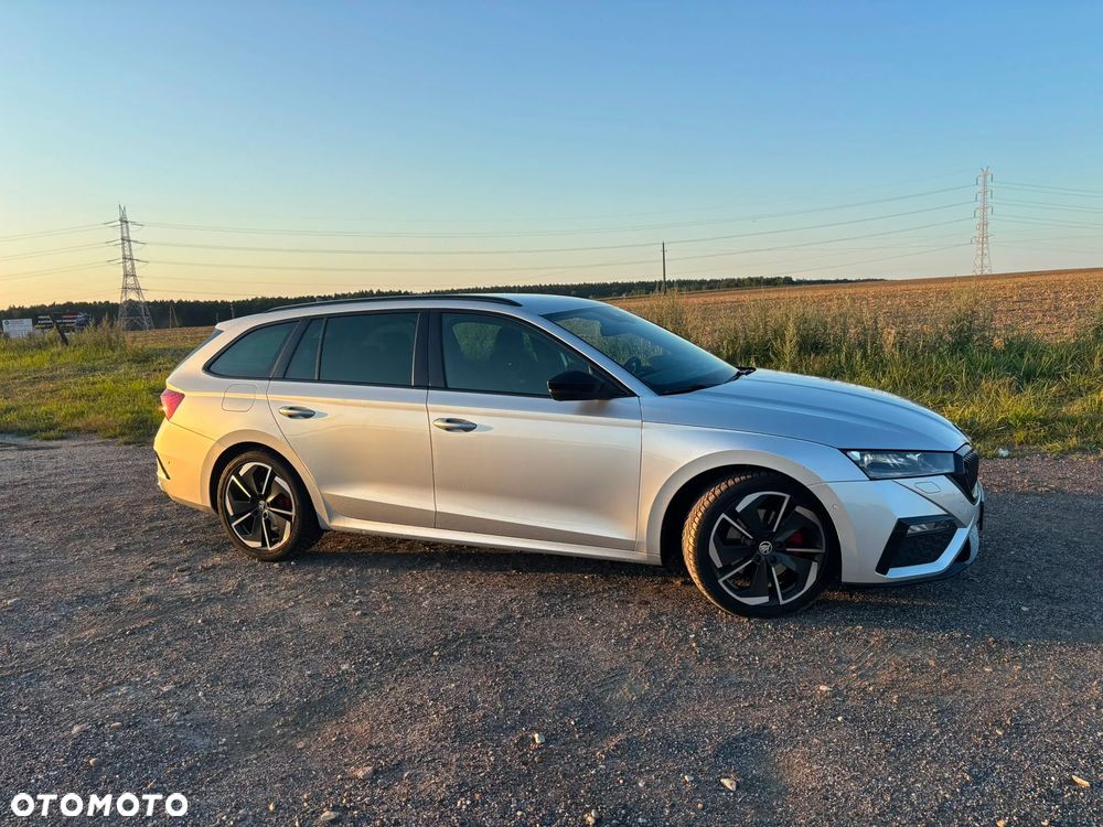 Skoda Octavia 2.0 TDI RS DSG - 15