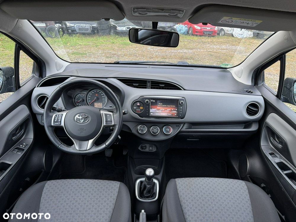 Toyota Yaris - 26