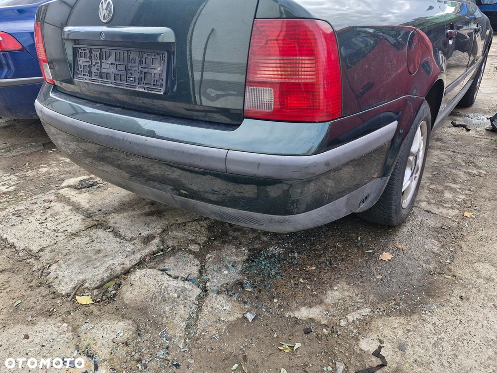 zderzak tył  / zderzak tylny /  Volkswagen Passat B5 - 2