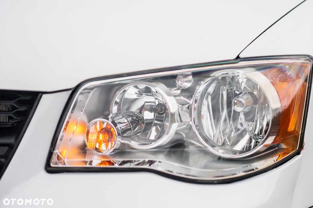 Dodge Grand Caravan 3.6 Express - 31