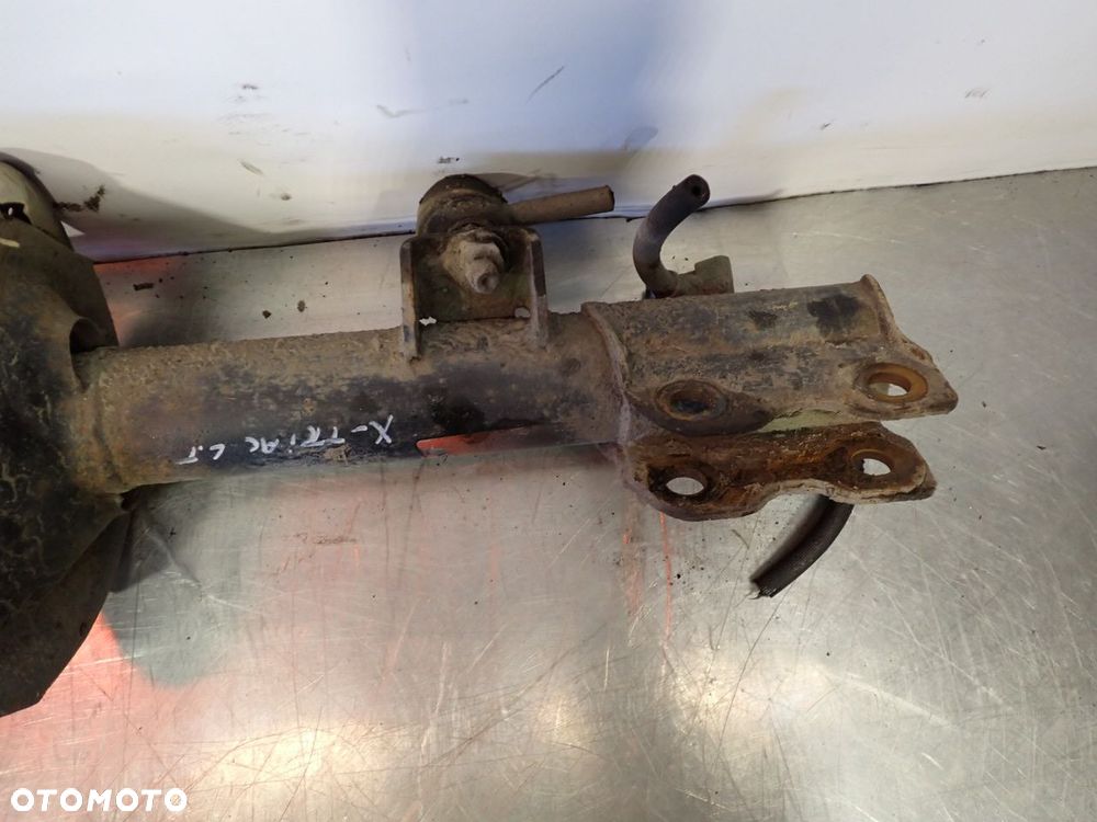 MCPERSON LEWY TYLNY NISSAN X-TRAIL I - 2