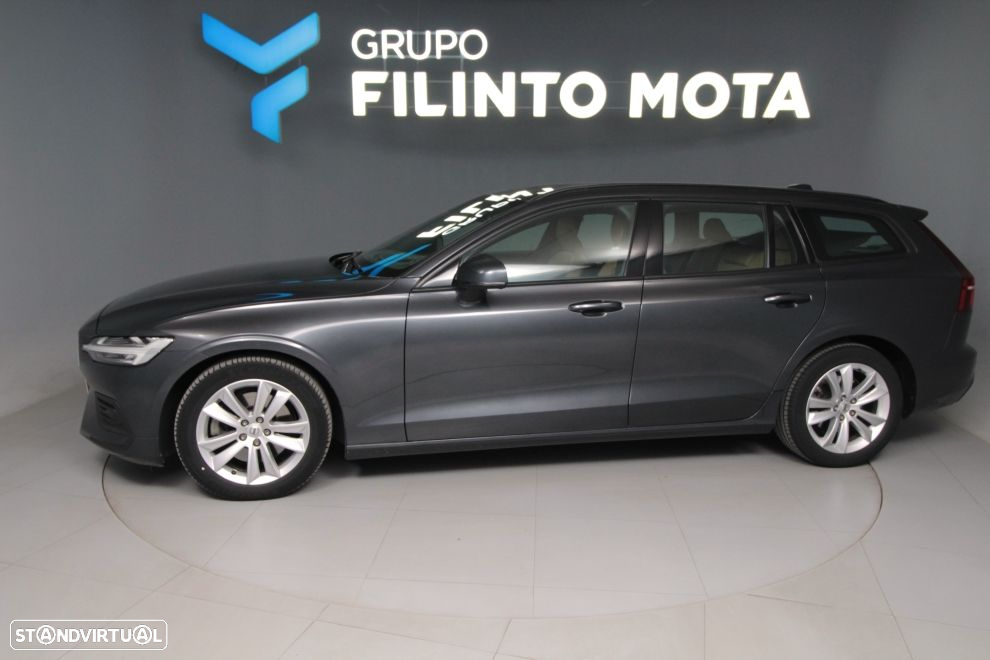 Volvo V60 2.0 D4 Momentum Geartronic - 5