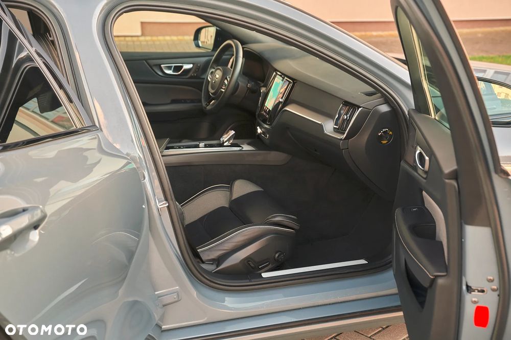 Volvo V60 B4 B Geartronic RDesign - 17