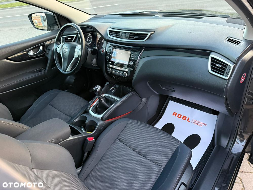 Nissan Qashqai 1.6 DIG-T Tekna - 8