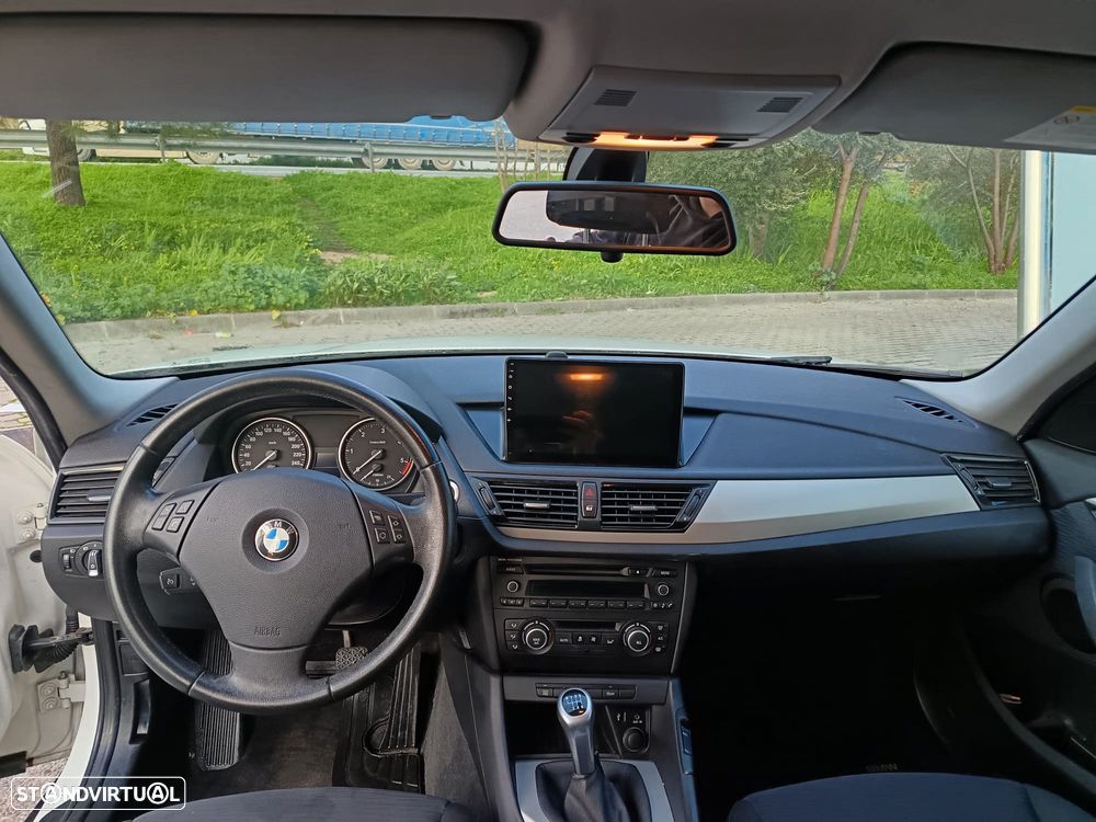 BMW X1 18 d sDrive - 7
