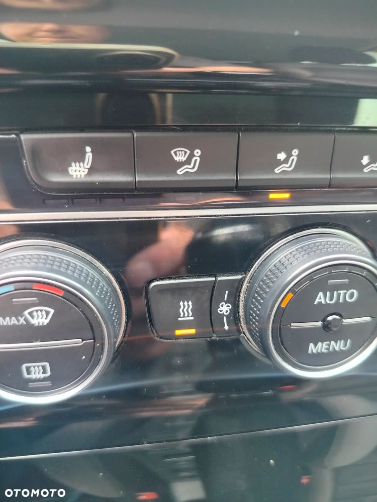 Volkswagen Golf 1.4 TSI BMT Comfortline Perfectline - 29