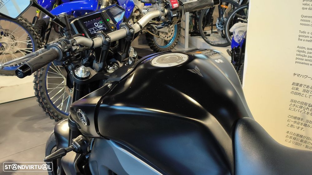 Yamaha MT-09 - 8