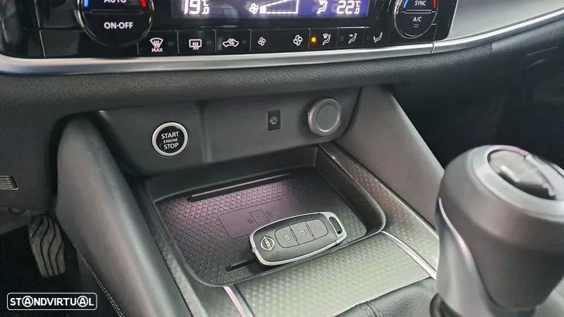 Nissan Qashqai 1.3 DIG-T N-Connecta LED - 19