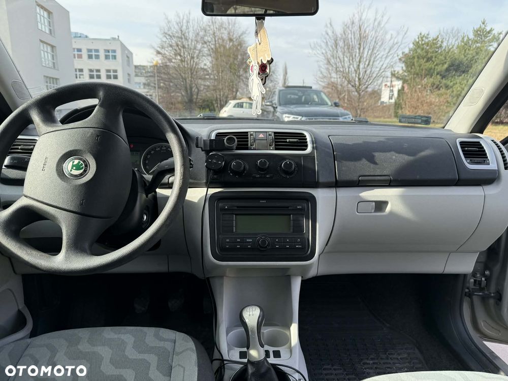 Skoda Fabia - 11