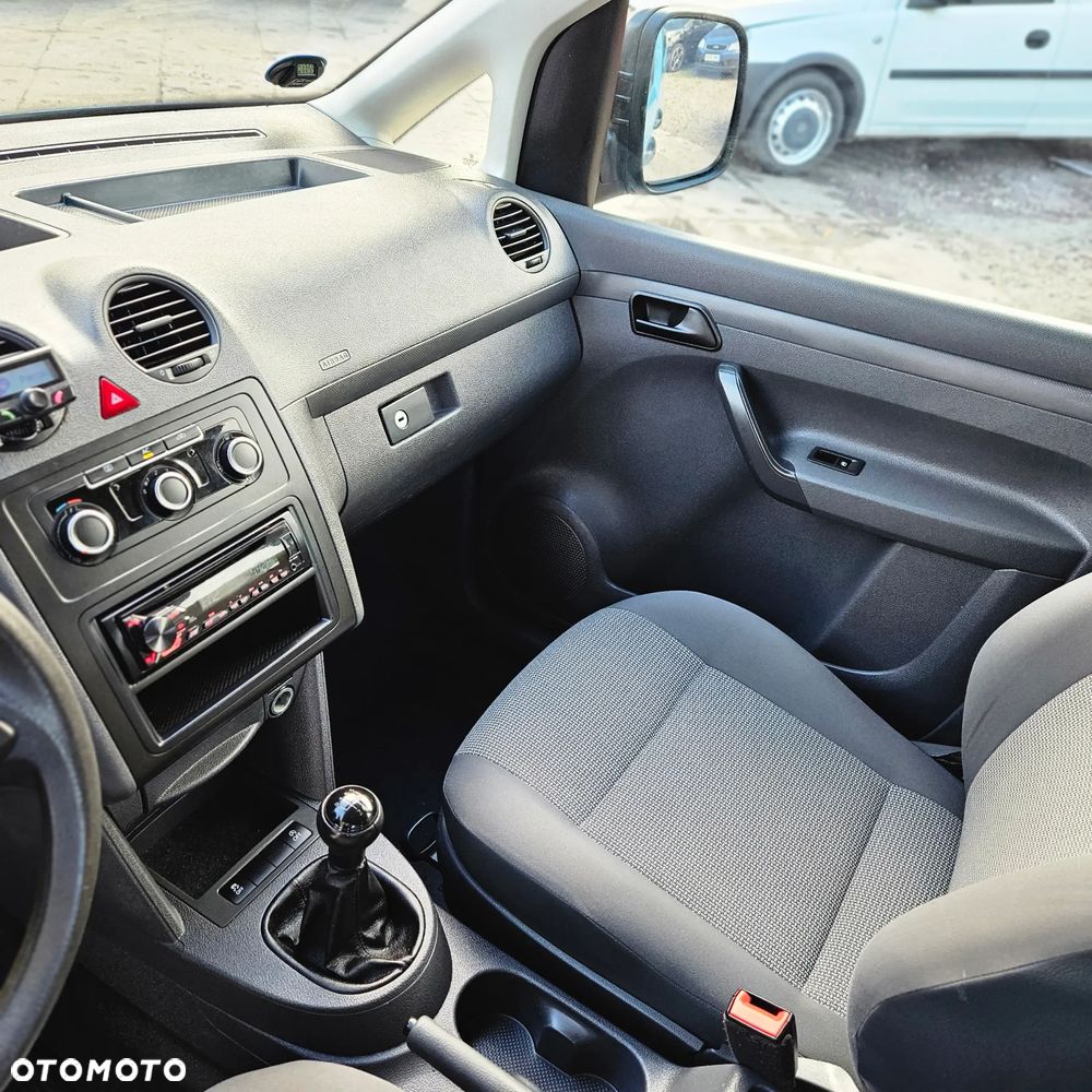 Volkswagen Caddy - 17