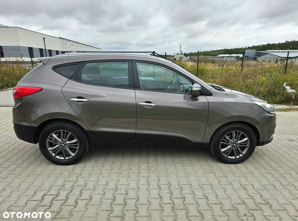 Hyundai ix35 2.0 CRDi 4WD Automatik Premium - 13