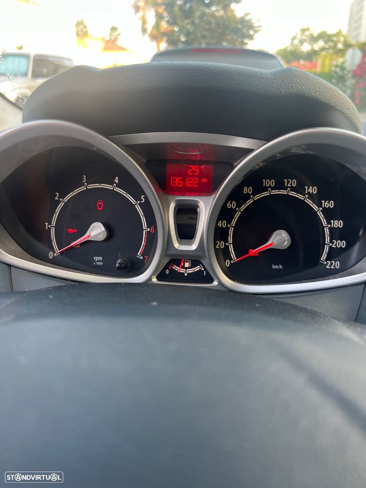 Ford Fiesta 1.25 Titanium - 7