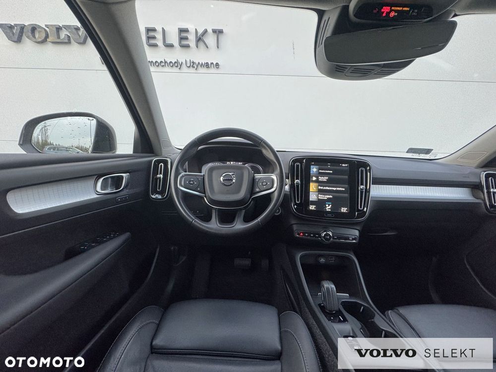 Volvo XC 40 - 23