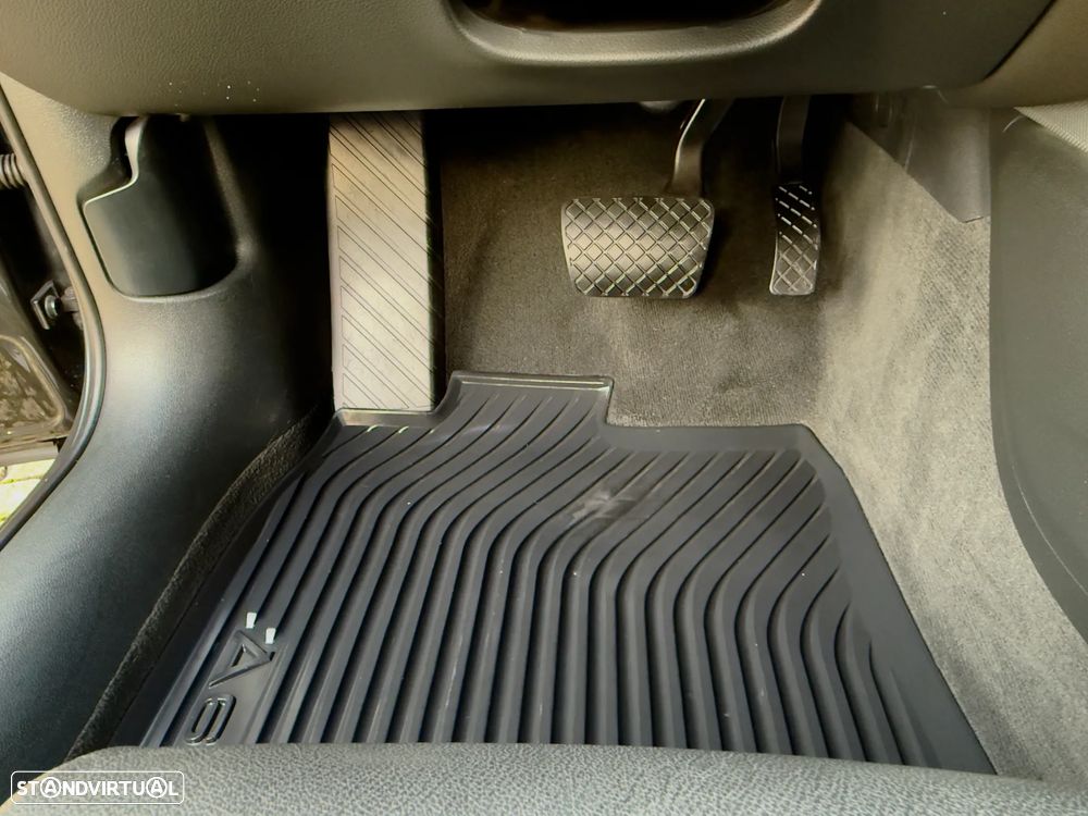 Audi A6 Avant 3.0 TDi V6 quattro S-line S tronic - 34