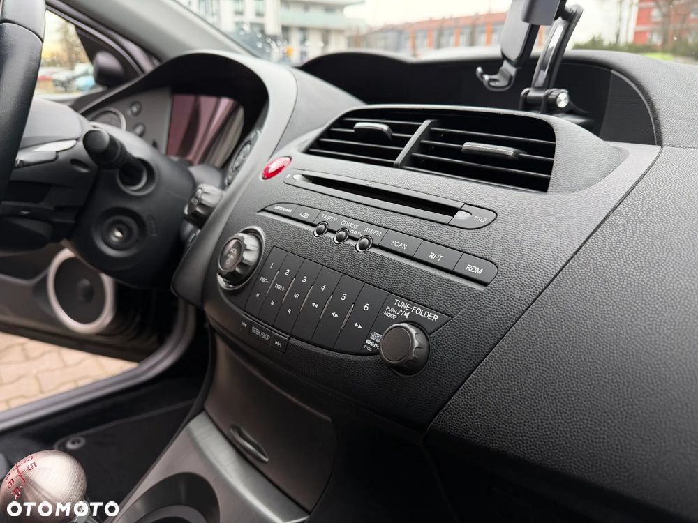 Honda Civic 1.8i-VTEC Type S - 17