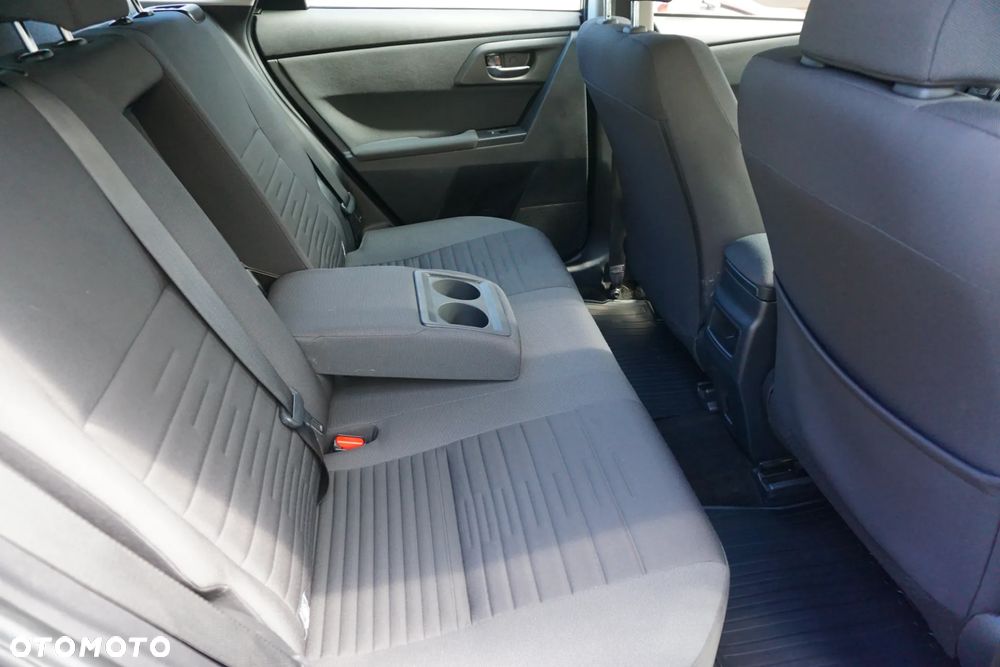Toyota Auris 1.6 Comfort - 14