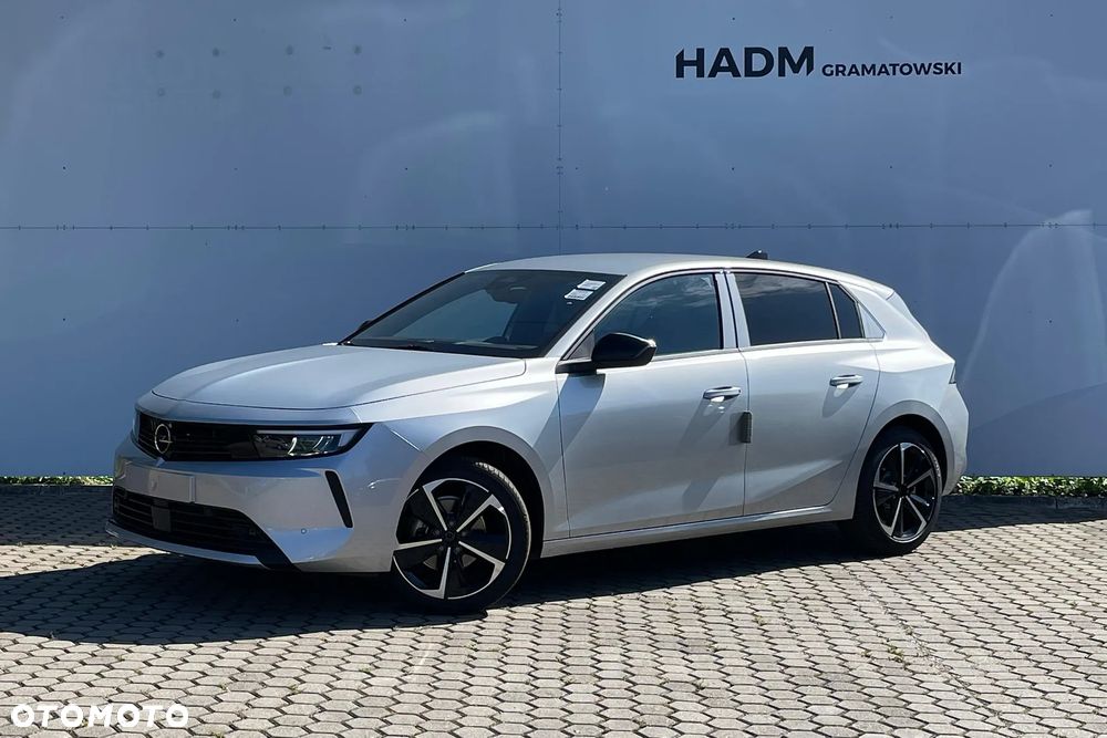 Opel Astra VI 1.2 T Edition S&S - 4