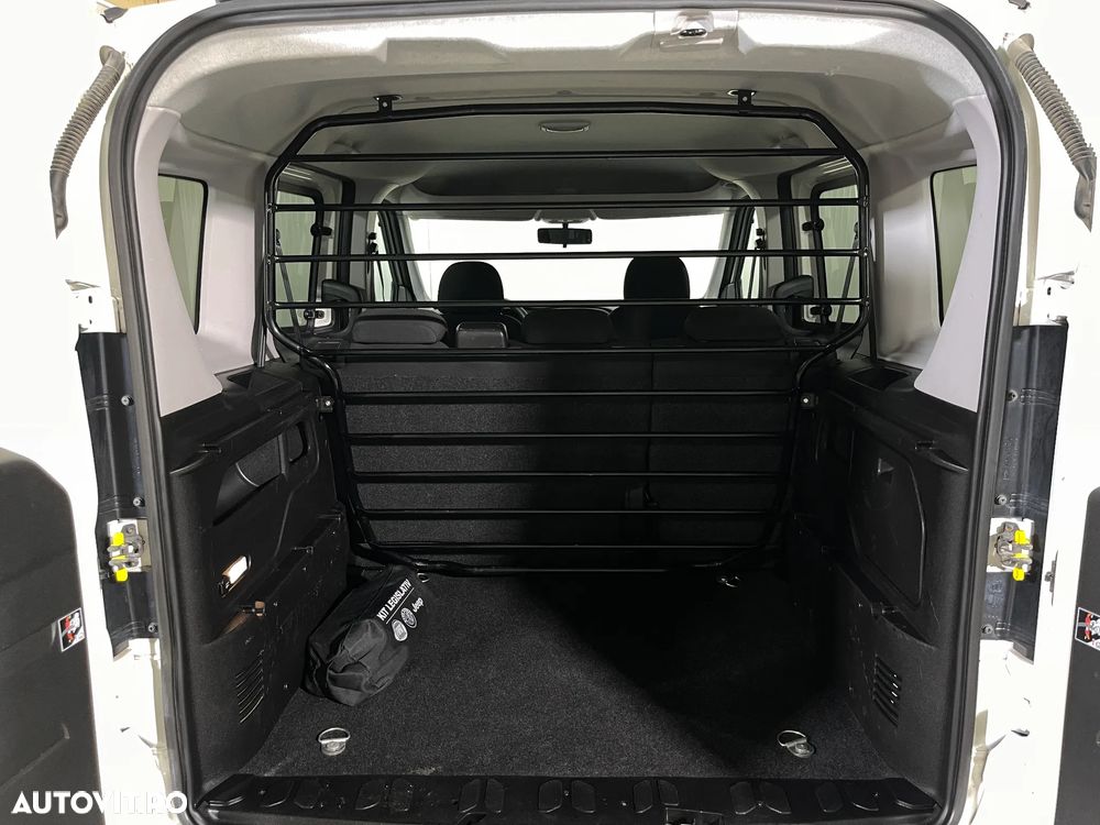 Fiat Doblo Combi 1.6 Mjet 90 CP Confort - 13