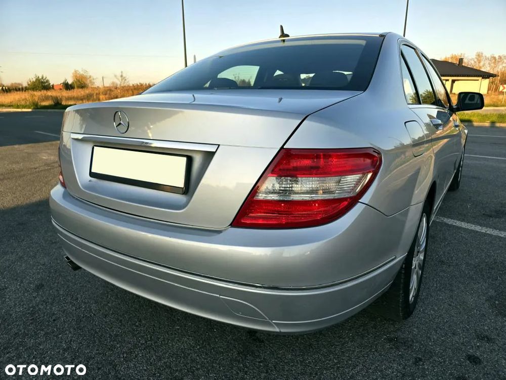 Mercedes-Benz Klasa C 180 Kompressor Avantgarde - 33